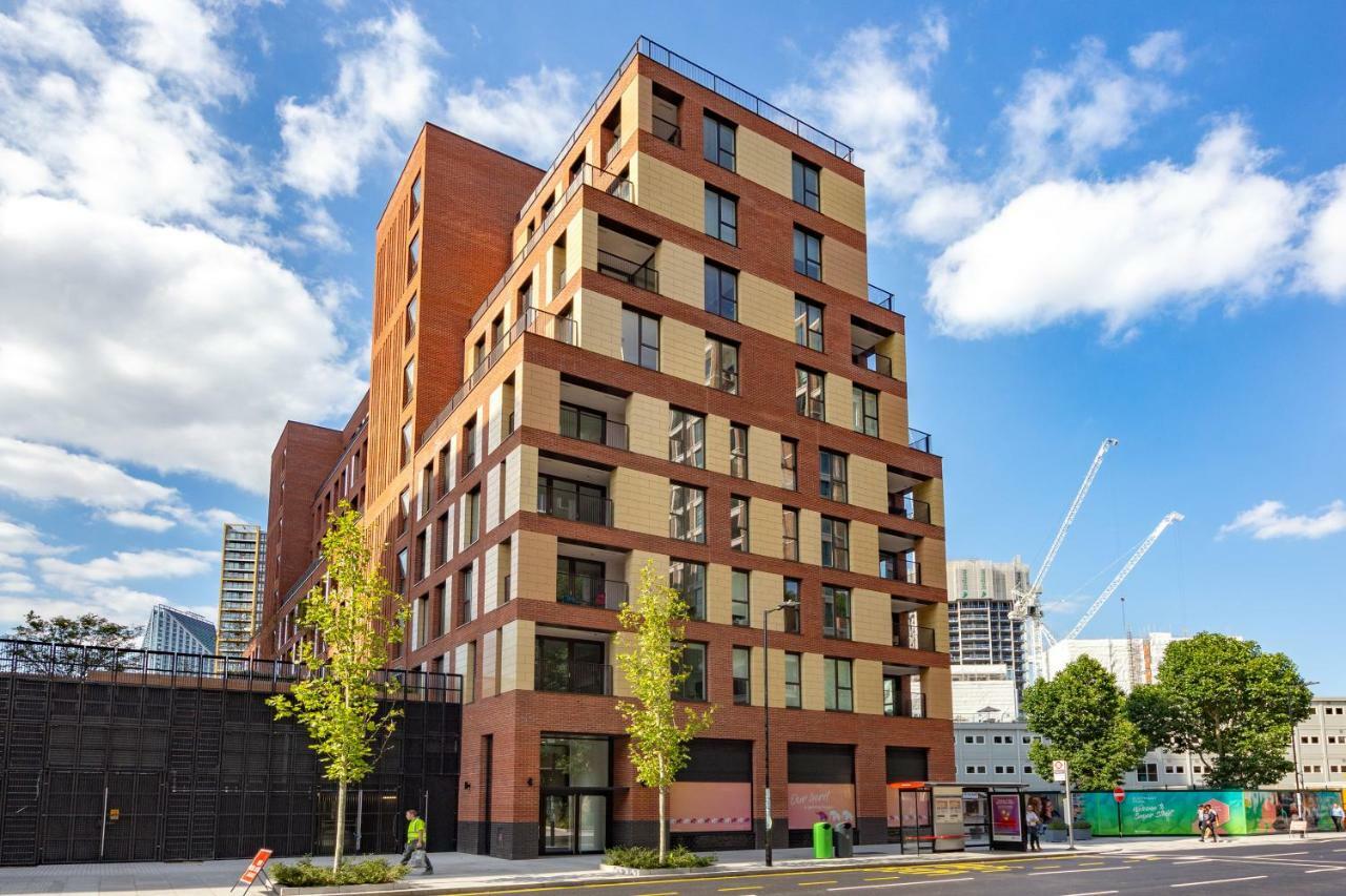 Two Bedroom Serviced Apartment With Balcony In Weymouth Building, Deacon Street Лондон Экстерьер фото